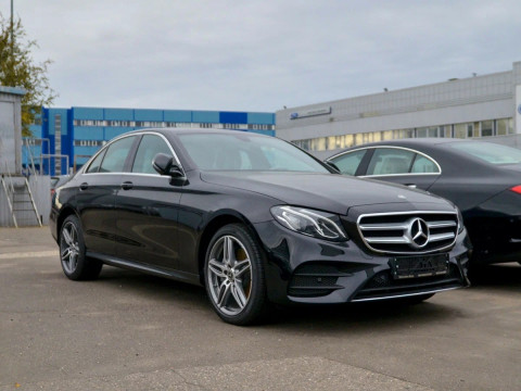 Mercedes-Benz E-класс, w213 черный - аренда, прокат