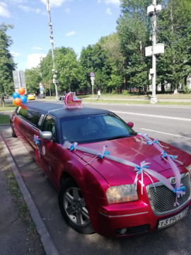 Chrysler 300 С красный - аренда, прокат