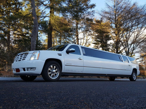 Cadillac Escalade белый - аренда, прокат