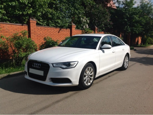 Audi a6, белая