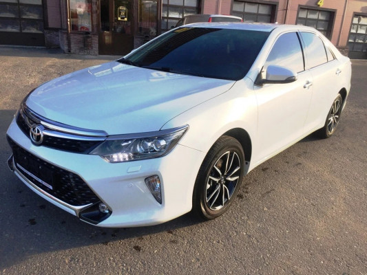 Toyota Camry, xv55 белая