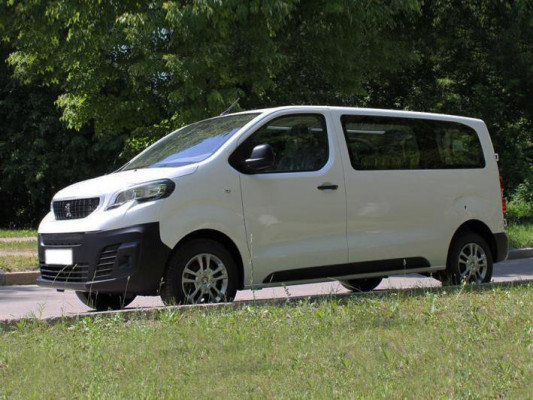 Peugeot Expert, 8 мест