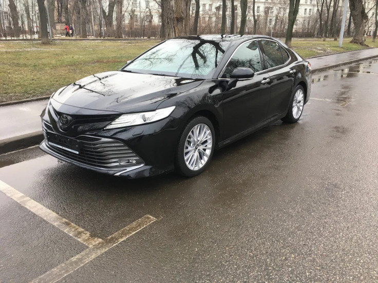 Toyota Camry, xv70 черная - аренда, прокат
