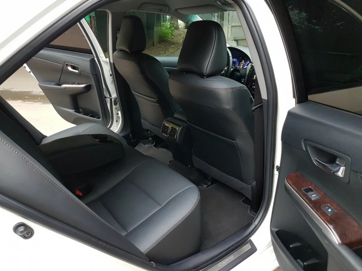 Toyota Camry, xv55 белая - аренда, прокат